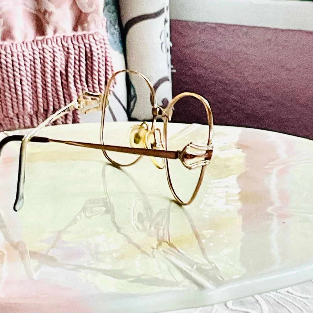 EXQUISITE CHRISTIAN DIOR GOLD METALLIC FRAMES - Picture 3 of 6